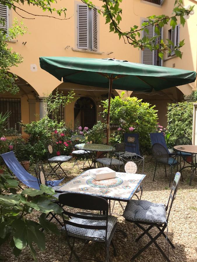 Cynthia'S Garden - Apartment With Private Garden In Santa Croce Florenţa Exterior foto